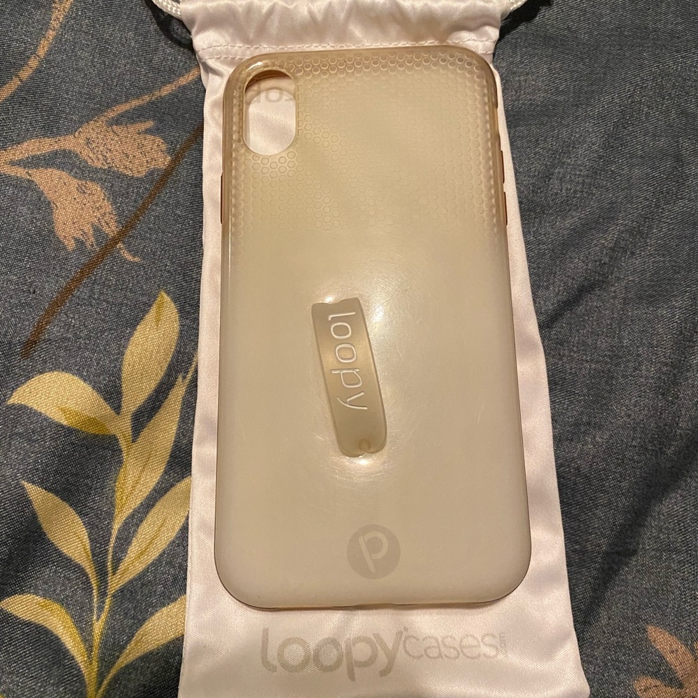 Loopy phone case